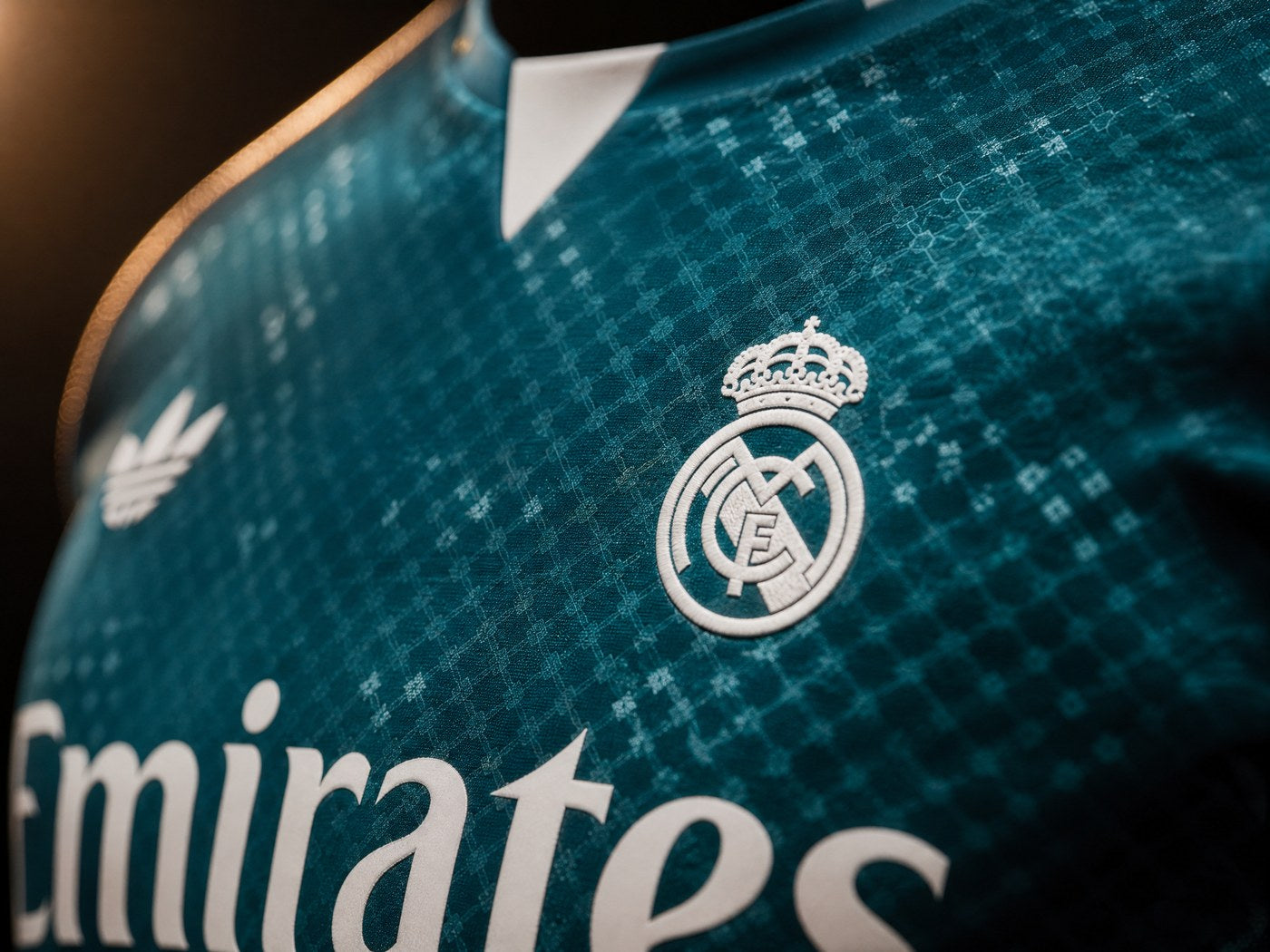 تيشيرت ريال مدريد — الاحتياطي الأخضر | نسخة اللاعبين